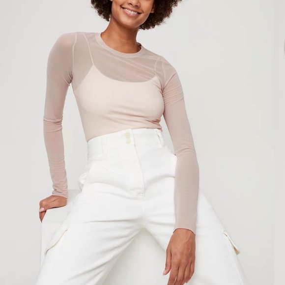 Wilfred Tops - Aritzia Wilfred Free Kristen Camille T-Shirt Large